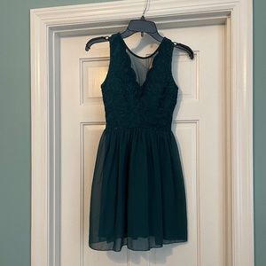 Speechless sz 0 Dark Green juniors dress
